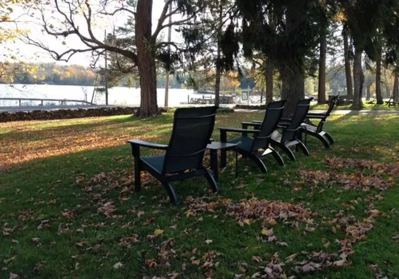 Mariaville Lake Bed And Breakfast