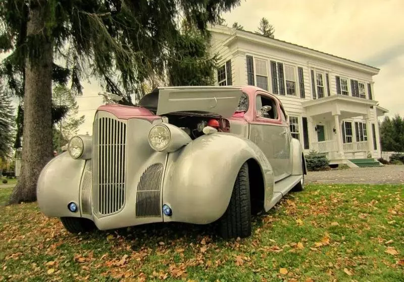 Mariaville Lake Bed And Breakfast