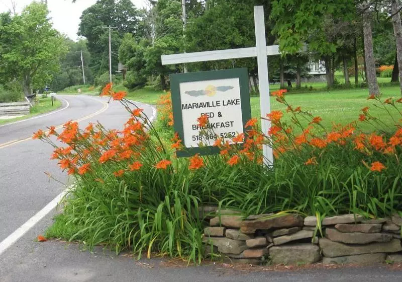 Mariaville Lake Bed And Breakfast