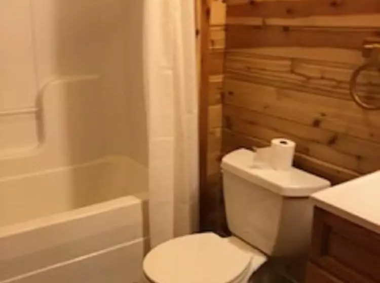 Riverbay Adventure Inn