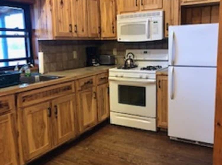 Riverbay Adventure Inn