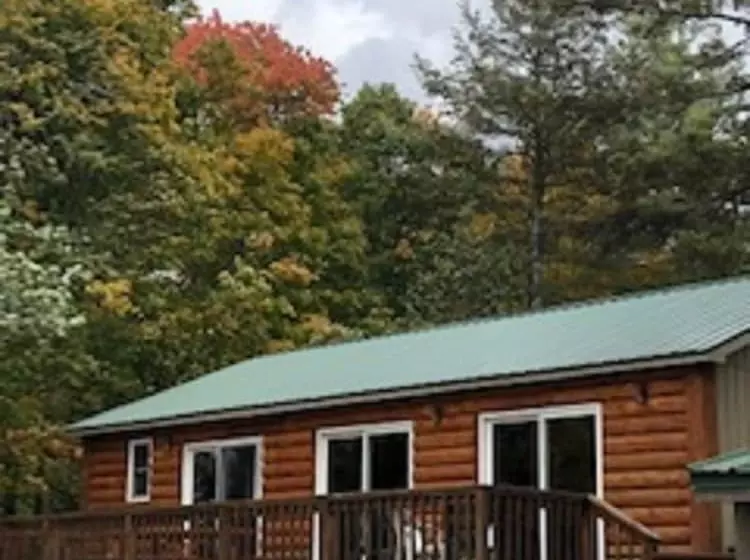 Riverbay Adventure Inn