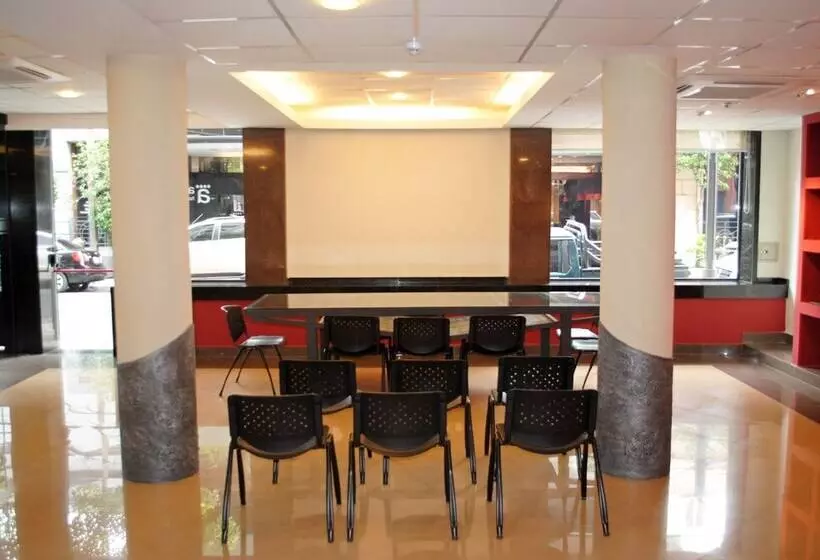 Aspen Hotel & Apart