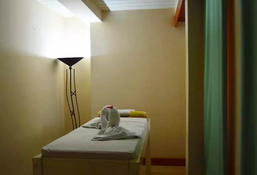 Aspen Hotel & Apart
