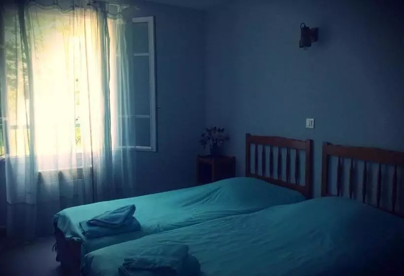 ホテル Auberge De Calendal