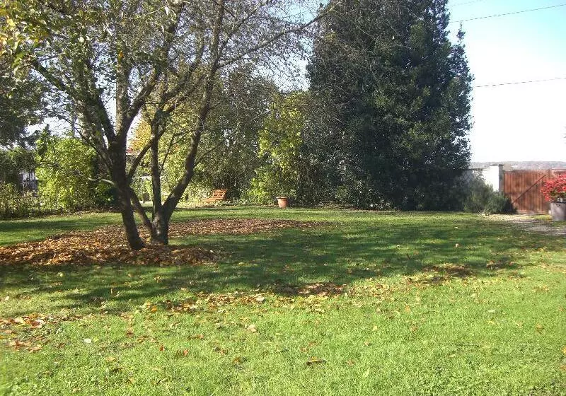 בית מלון כפרי Auberge De Launay