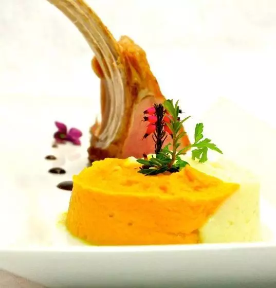 ホテル Auberge Le Cabaliros