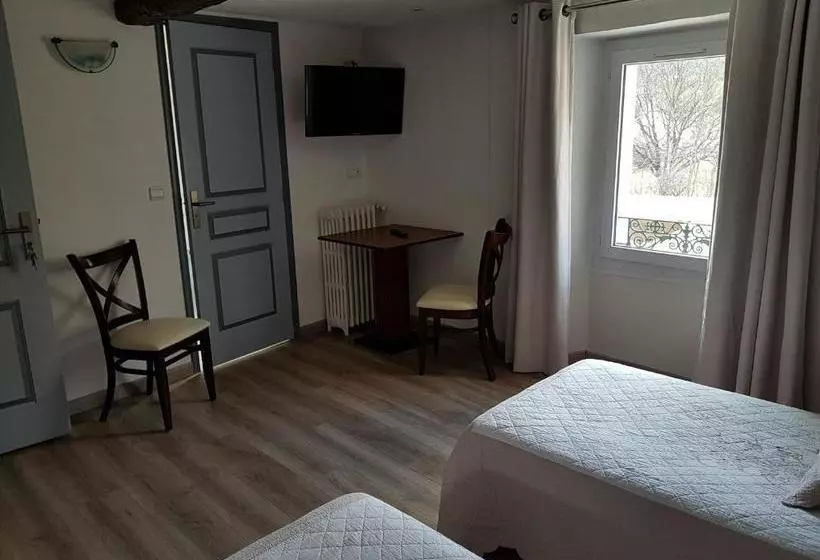 Отель Hôtel Restaurant Le Lachens