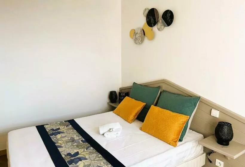 Отель Gabrielle Hôtel