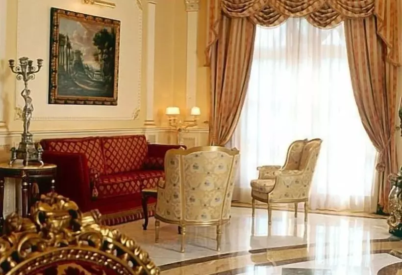 Grand Hotel Vanvitelli