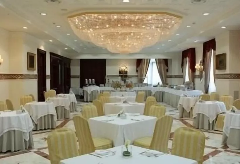 Grand Hotel Vanvitelli