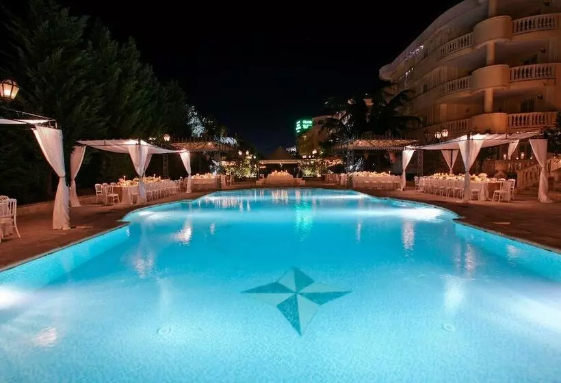 Grand Hotel Vanvitelli