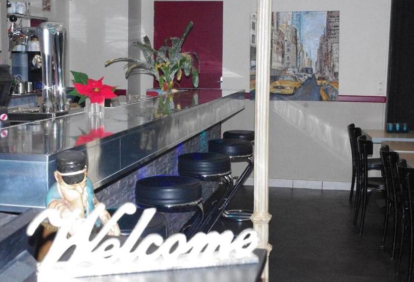 فندق Hôtel De Paris