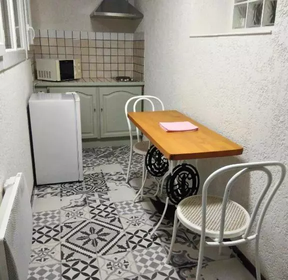 בית מלון כפרי Hôtel Résidence Larroque