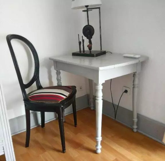 בית מלון כפרי Hôtel Résidence Larroque