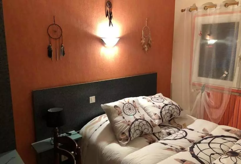 Hotel Hôtel Le Bambi