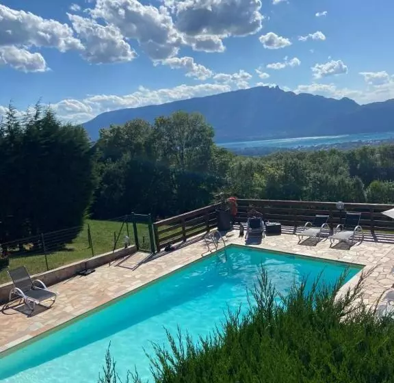 Отель Hôtel Le Bellevue