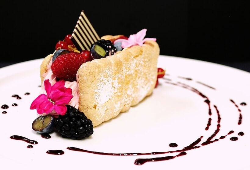 هتل Hôtel Restaurant Le Clos Fleuri