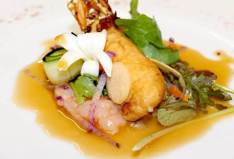 호텔 Hôtel Restaurant Le Clos Fleuri