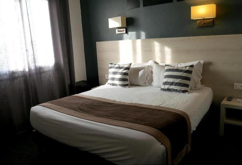 هتل Le Regina Hôtel Et Restaurant Canet Plage