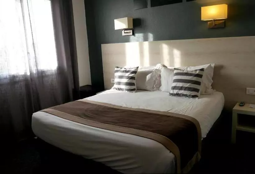 호텔 Le Regina Hôtel Et Restaurant Canet Plage