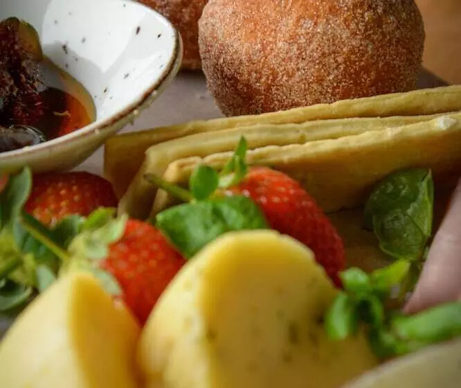 Hotel Lion Sands River Lodge