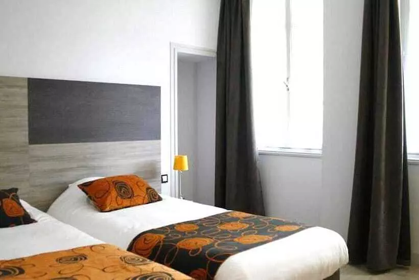 ホテル Logis Hostellerie De L'abbaye