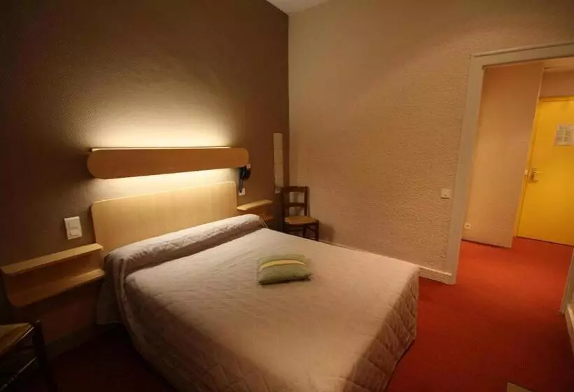 Logis Hotel L Ange Couronne