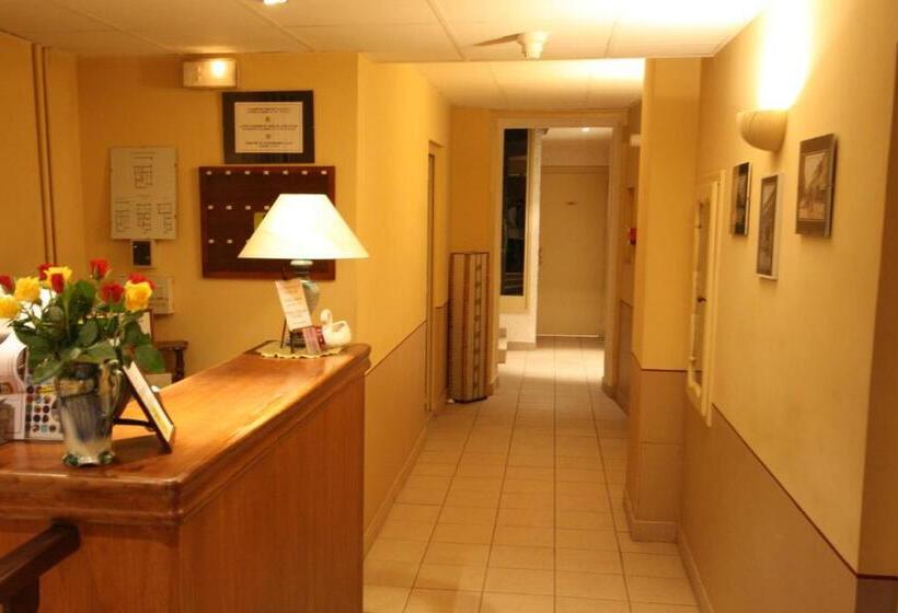 Logis Hotel L Ange Couronne