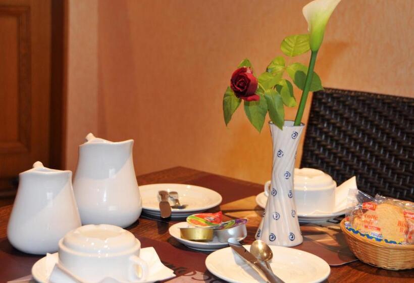 Logis Hotel L Ange Couronne