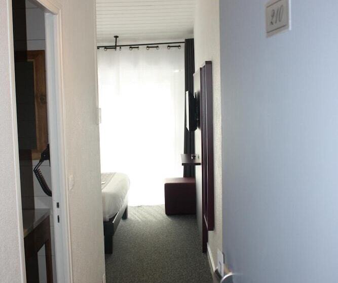 酒店 Logis Hôtel Restaurant La Citadelle