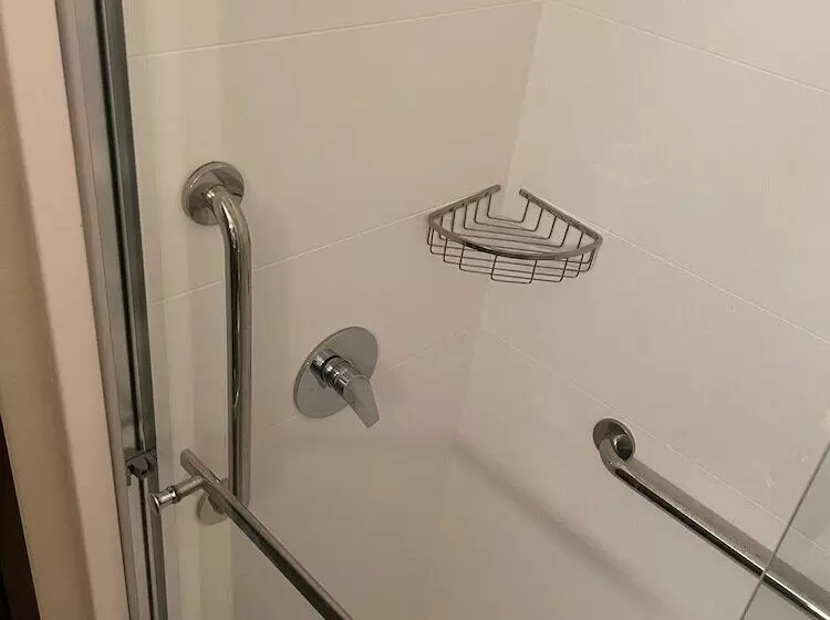 هتل Baymont By Wyndham Phoenix North