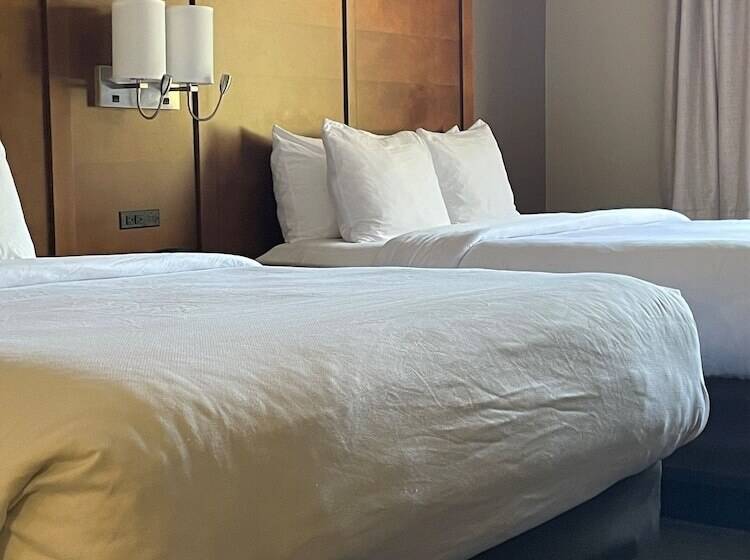 Otel Baymont By Wyndham Phoenix North