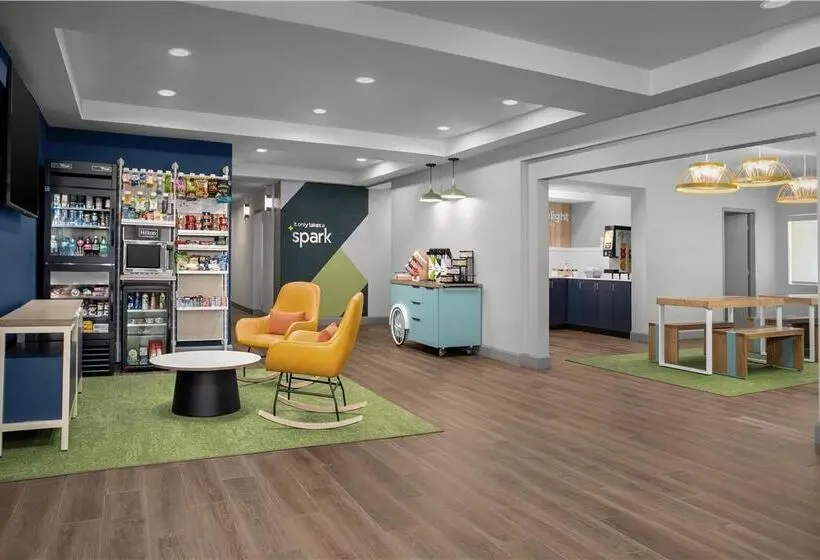 ホテル Spark By Hilton Tucson Airport
