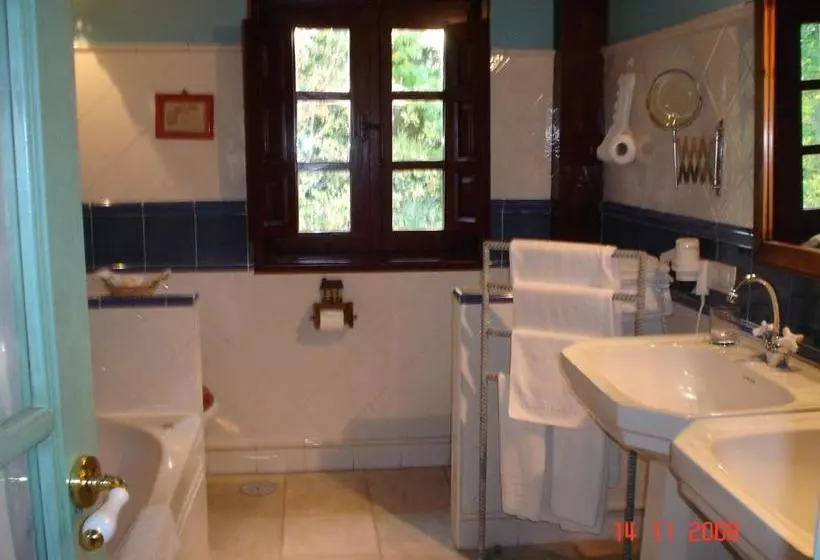 پانسیون Casa De Güela