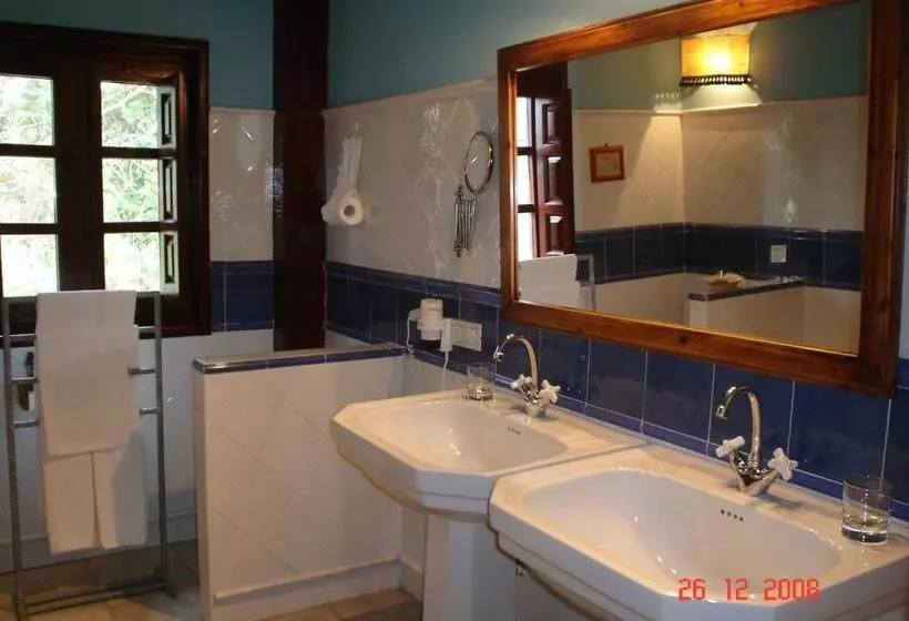 پانسیون Casa De Güela