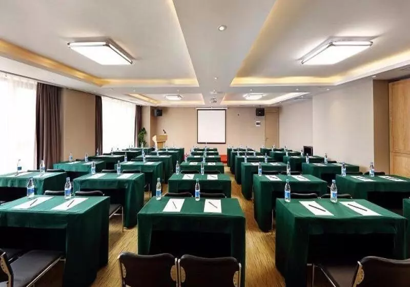 Lavande Hotel Changde Railway Station Branch