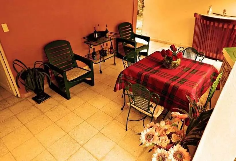 Hostal Dotres