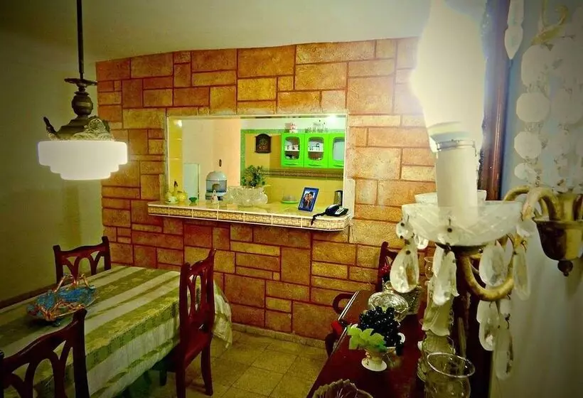 Hostal Dotres