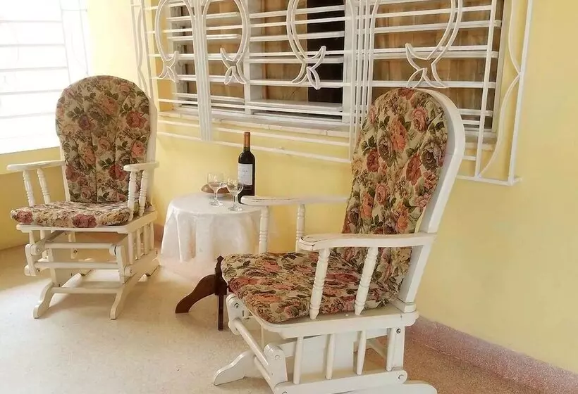 Hostal Dotres