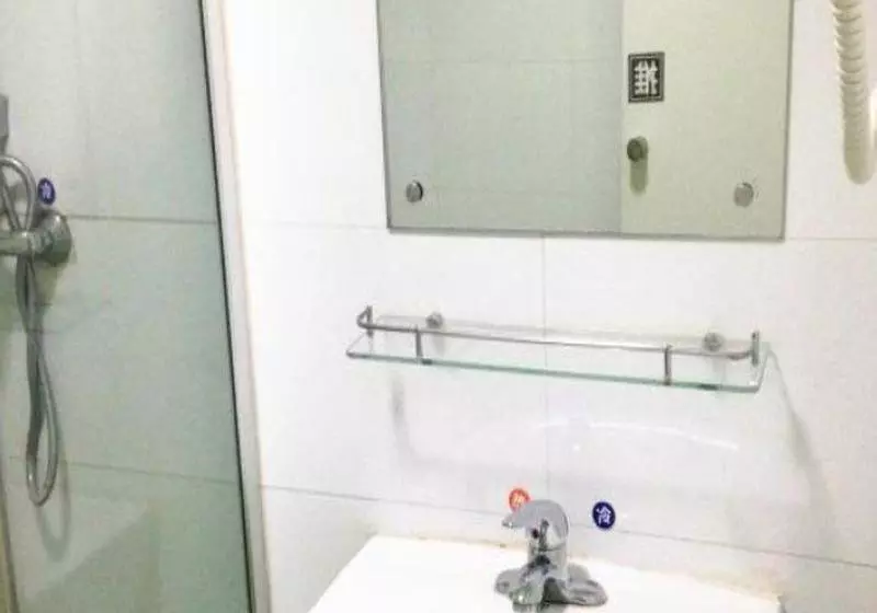 Hotelli 7days Inn Mianyang Municipal Government