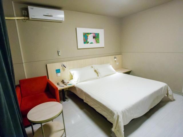 Отель Jinjiang Inn   Yancheng East Huanghai Road Zhaoshang