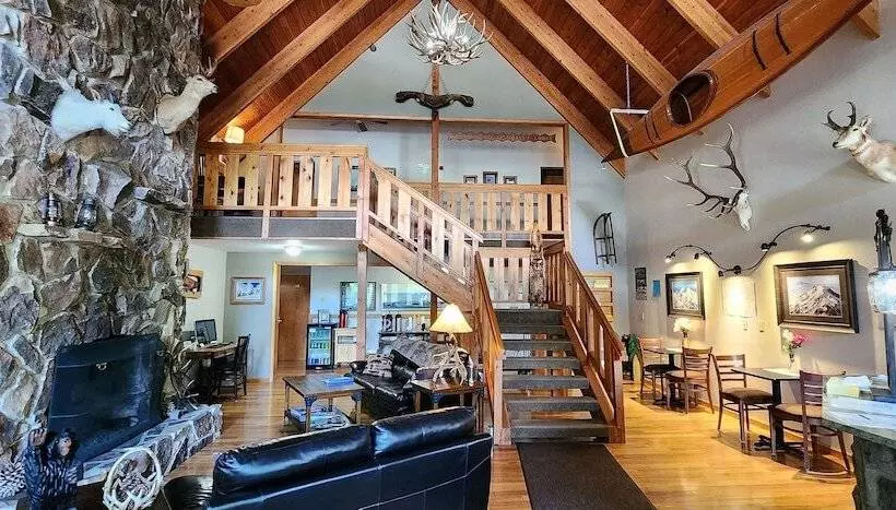 Hotelli Nisqually Lodge