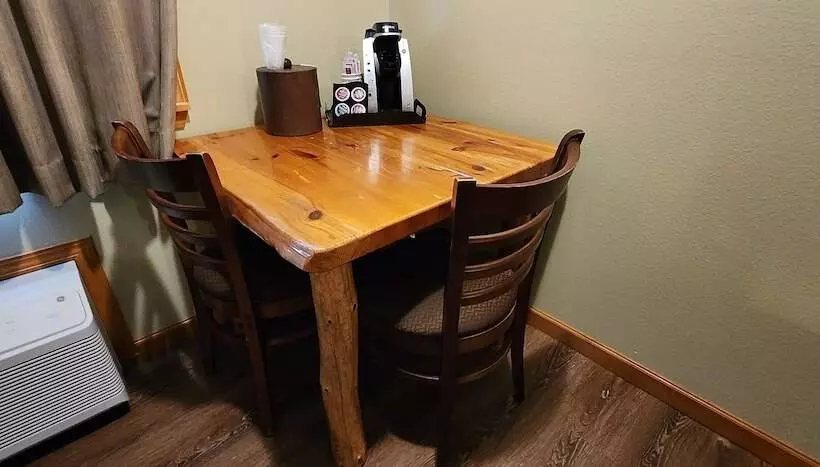 Hotelli Nisqually Lodge