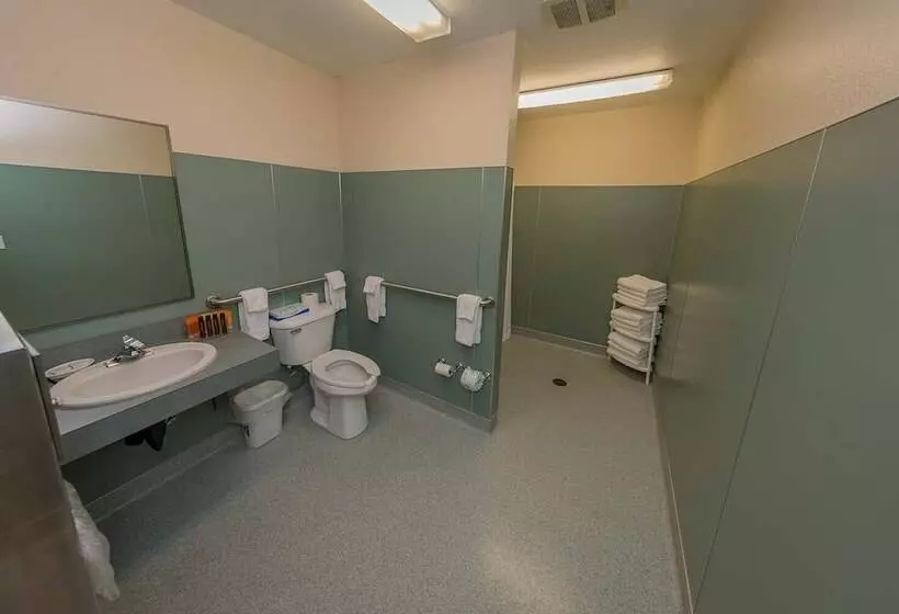 Hotelli Nisqually Lodge