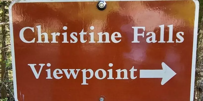 Hotelli Nisqually Lodge