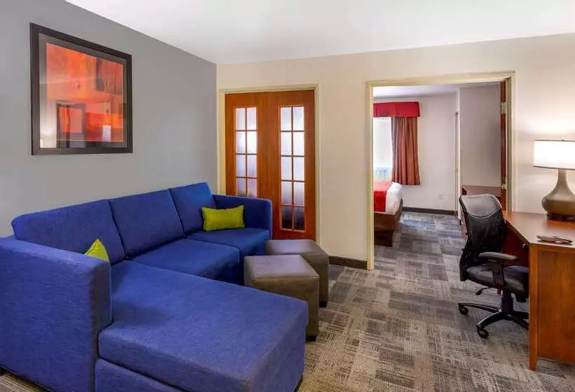 Hotelli Comfort Suites Denver Tech Center