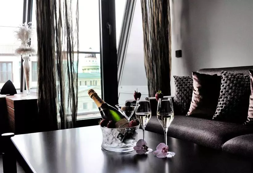 Hotelli Gendarm Nouveau