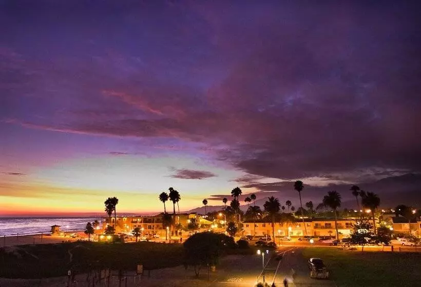 ホテル Holiday Inn Express & Suites Carpinteria, An Ihg