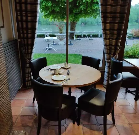 فندق Hostellerie De Pavillon Sainthubert